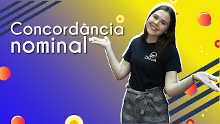 Professora ao lado do texto"Concordância nominal".