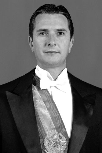 Fernando Collor foi o vencedor da eleição presidencial de 1989 e governou o Brasil de 1990 a 1992, quando sofreu impeachment.