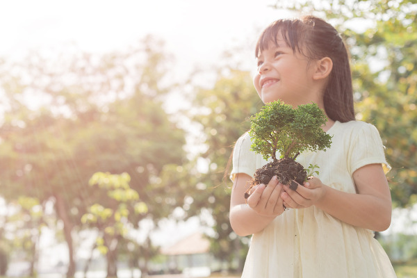 É fundamental ensinarmos para nossas crianças a importância de preservar a natureza.