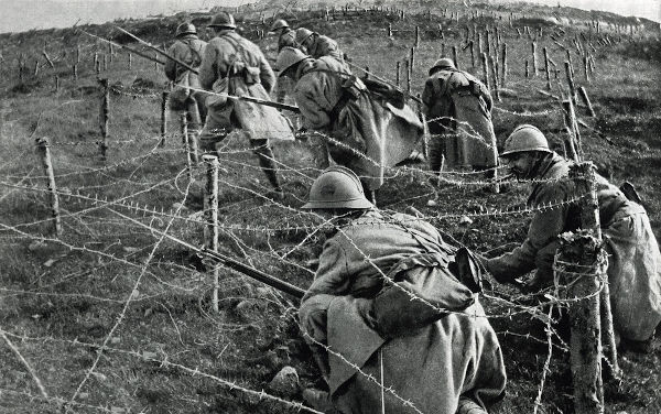 A Primeira Guerra Mundial incorporou as ideias de guerra de Clausewitz, sendo um conflito no qual não havia misericórdia com o adversário.