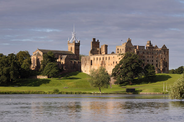 Palácio de Linlithgow, local onde Maria Stuart nasceu, em 1542.