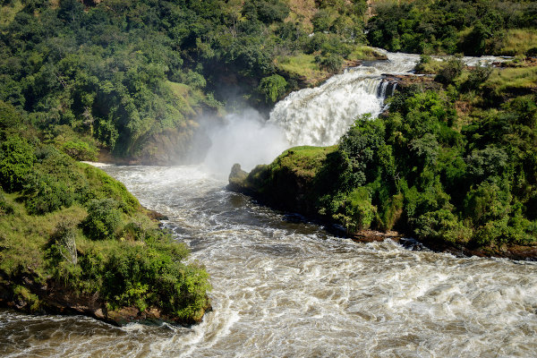 Cachoeiras Murchison, próximas do Nilo Branco, afluente do Nilo, em Uganda.