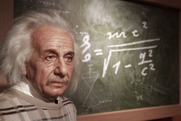 A dilatação temporal é um fenômeno físico explicado e previsto por Albert Einstein.