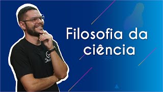 "Filosofia da ciência" escrito sobre fundo azul ao lado da imagem do professor