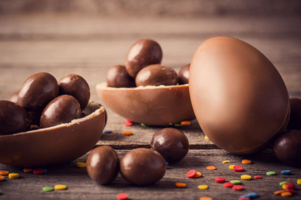 Somente no século XVIII, o ovo de Páscoa começou a ser produzido de chocolate.