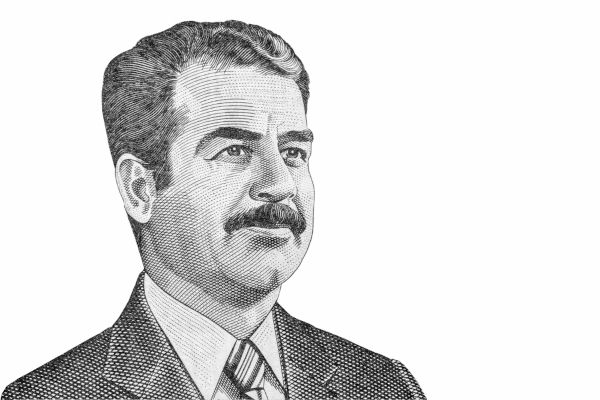 Saddam Hussein foi ditador iraquiano por mais de duas décadas. Foi aprisionado por tropas norte-americanas em 2003 e executado em 2006.