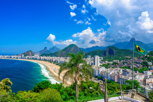 O turismo é um setor muito importante para a economia brasileira, e, até o ano de 2019, representava 8% do PIB nacional.