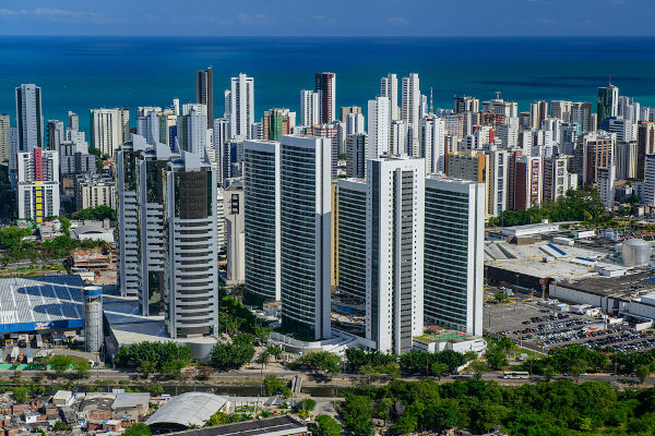 Vista aérea de Recife, capital de Pernambuco. 