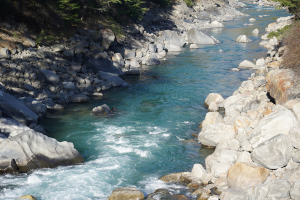 Nascente do rio Ganges em Uttarakhand, norte oriental da Índia.