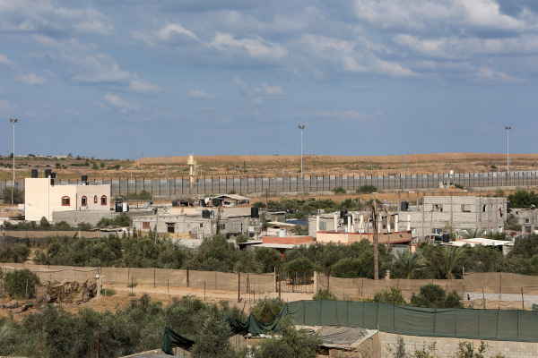 Construção de um muro entre a Faixa de Gaza e o Egito.