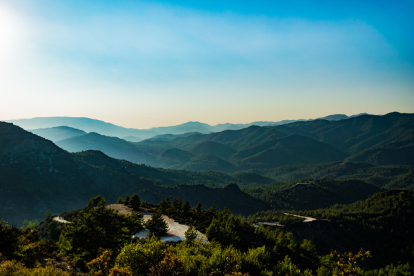 Montanhas de Troodos, onde se localiza o Monte Olimpo, ponto culminante da ilha do Chipre.