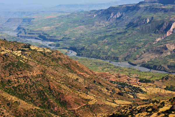 Vista aérea de parte do Vale do Rifte.