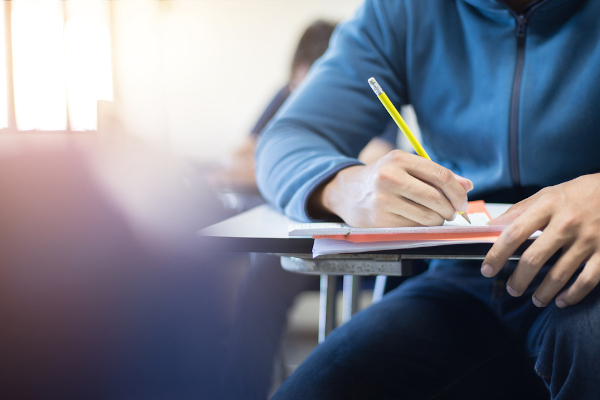 A competência 3 é uma das mais importantes na composição do texto dissertativo-argumentativo.