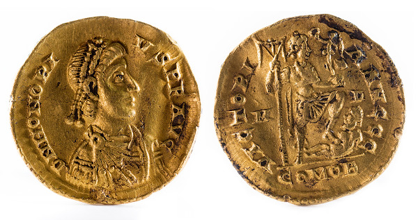 Moeda romana de ouro da época do Imperador Honório