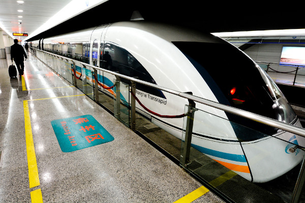 Trem Maglev em Xangai, China. [2]