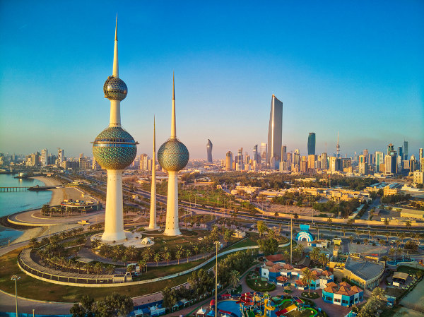 Cidade de Kuwait, capital e maior concentração urbana do país.