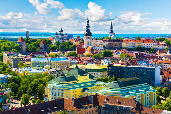  Vista de Tallinn, capital da Estônia.