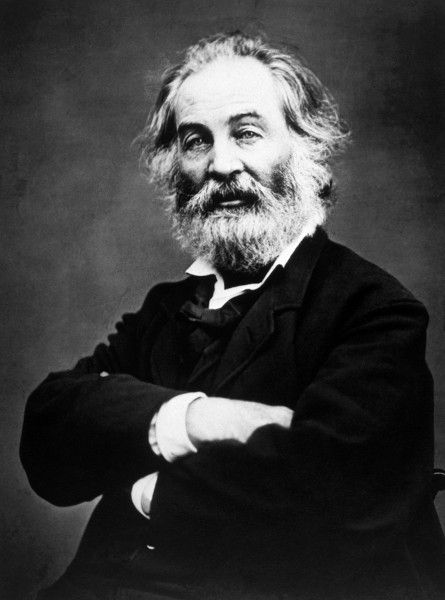 Walt Whitman, em 1866, na fotografia de Mathew Brady (1822-1896).