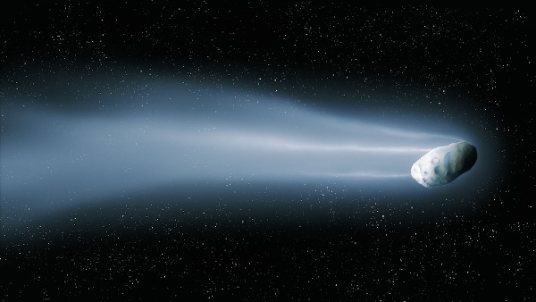 Cauda e núcleo de um cometa no espaço sideral.