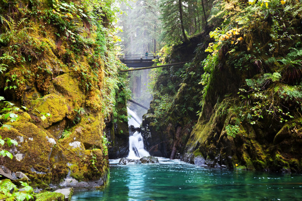 Sol Duc, uma das quedas d’água do Parque Nacional Olímpico, localizado no estado de Washington.