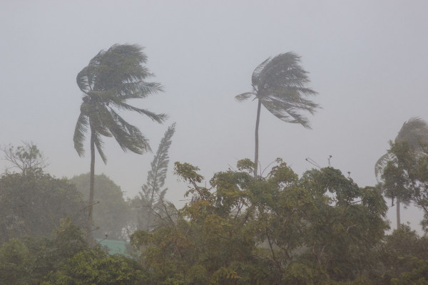 Ciclone extratropical, um tipo de tempestade, em Phuket, na Tailândia. 