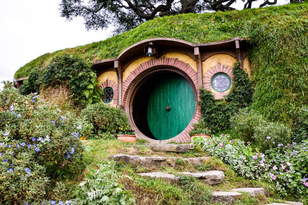 Vista da Vila dos Hobbits, na Nova Zelândia.