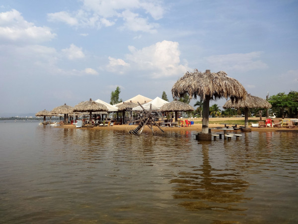 Ilha fluvial no curso do Rio Tocantins, um dos principais rios do Brasil.