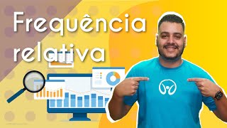 Escrito "Frequência relativa" ao lado do professor em fundo bege e amarelo.