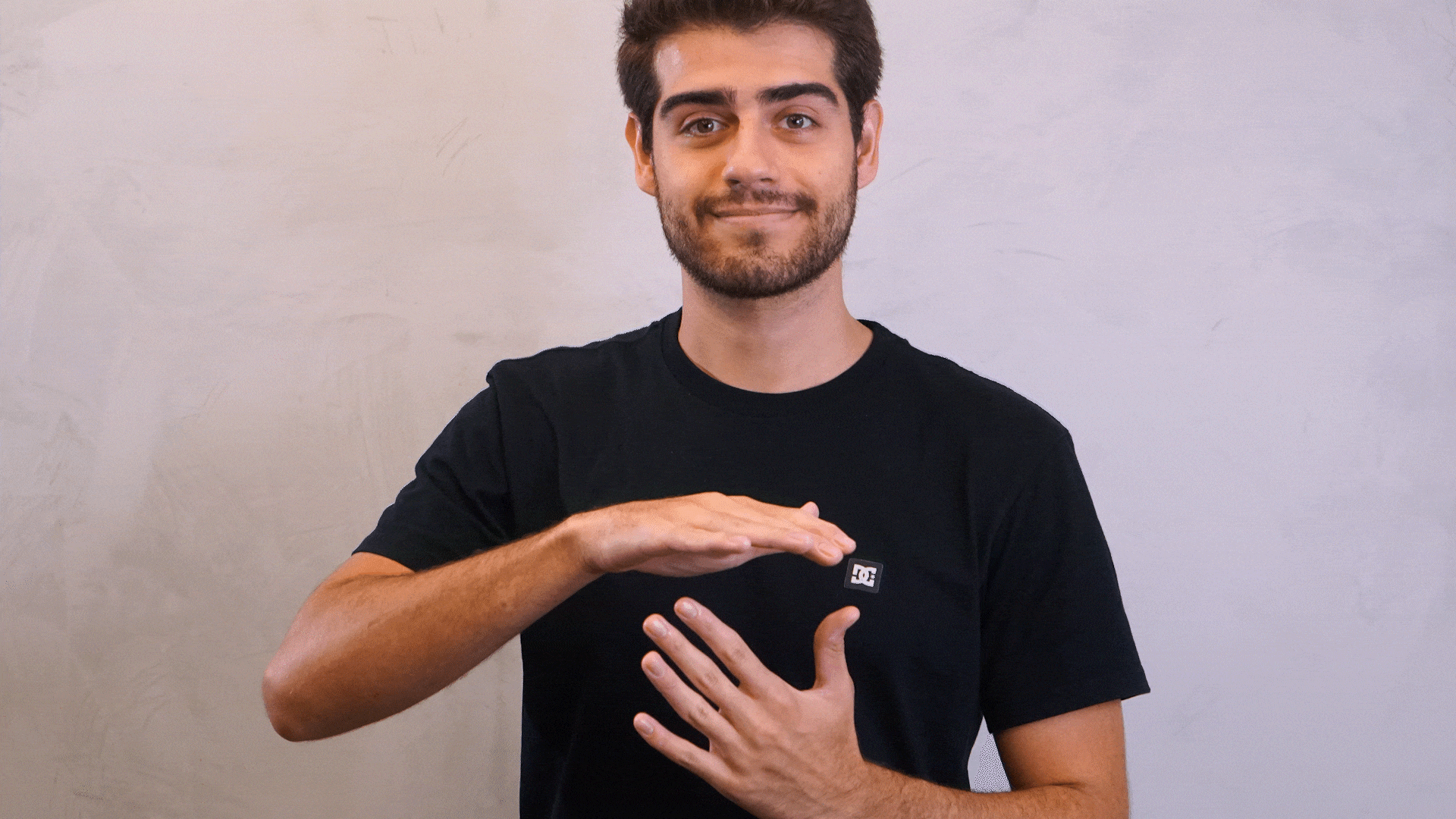 Sinalização da palavra Libras em Língua Brasileira de Sinais - Libras.