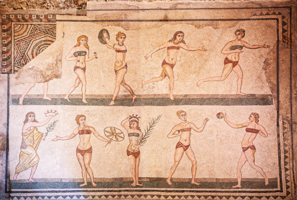 “Mosaico das dez meninas”, um exemplo da arte romana.