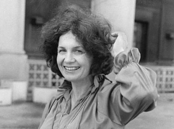 Fotografia de Alice Munro em sua juventude.
