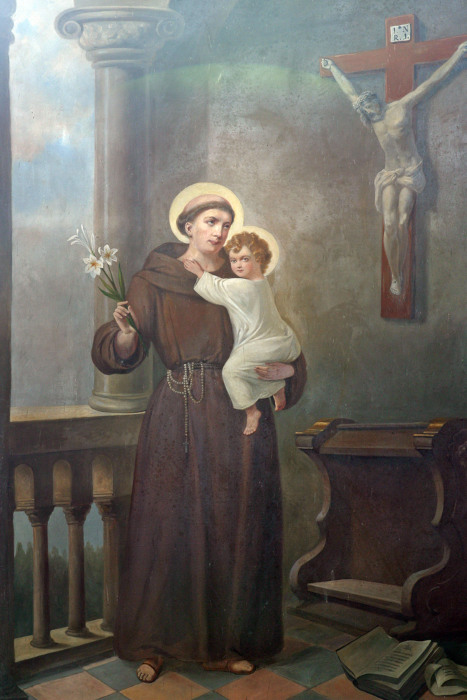 Pintura representando Santo Antônio, celebrado no dia 13 de junho, durante a Festa Junina.
