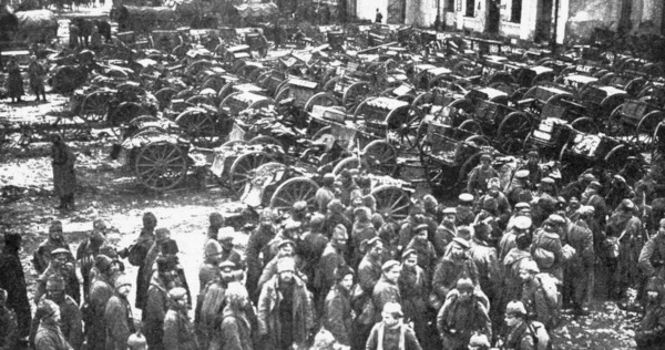 Soldados russos derrotados e aprisionados após a Batalha de Tannenberg.