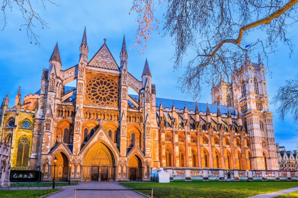 Abadia de Westminster em texto sobre anglicanismo.