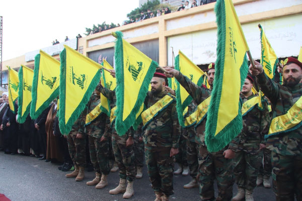 Combatentes do Hezbollah, grupo que é alvo de Israel.