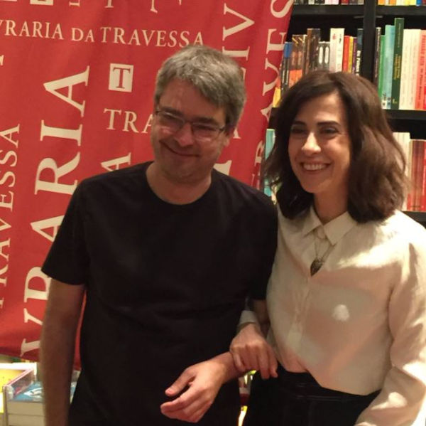 Fernanda e Andrucha, seu marido, em evento de uma livraria.