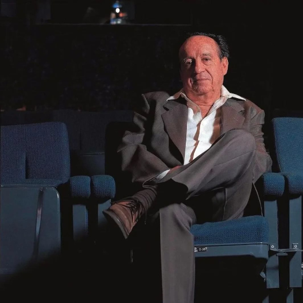 Fotografia de Roberto Bolaños, um famoso nome da televisão mexicana.