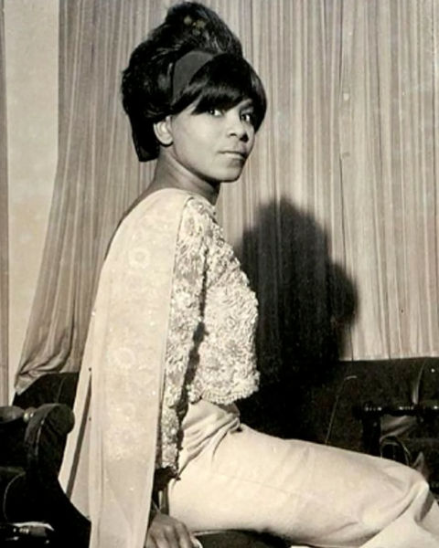 Elza Soares em sua juventude.