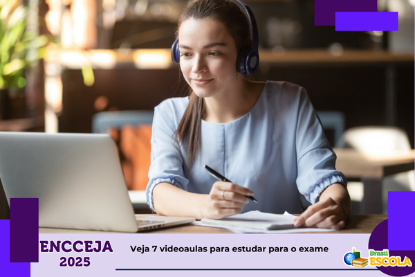Mulher estudanto com computador. Texto: título da notícia