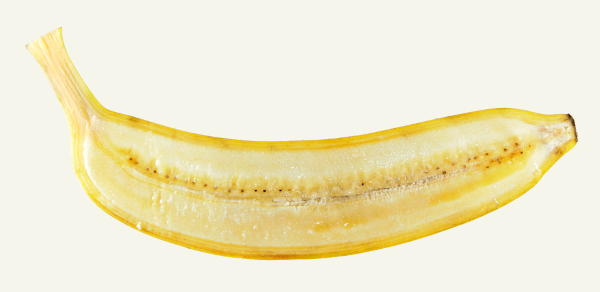 Banana cortada ao meio.