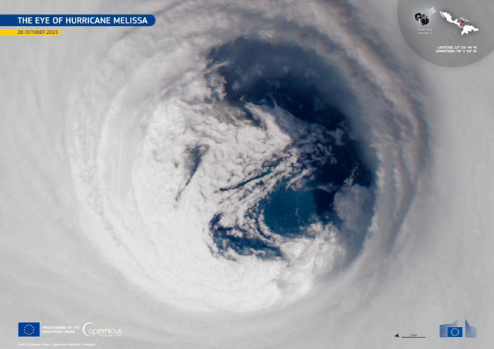 Imagem aérea do olho do furacão Melissa.