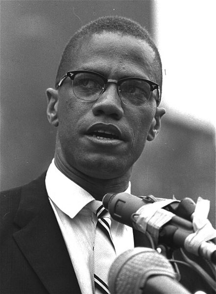 Fotografia de Malcom X, ativista que lutou ativamente pelo direito dos negros.