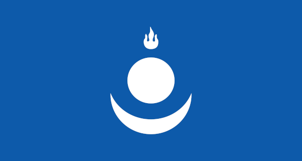 Bandeira do Império Mongol com fundo azul, sol, lua crescente e chama no centro.