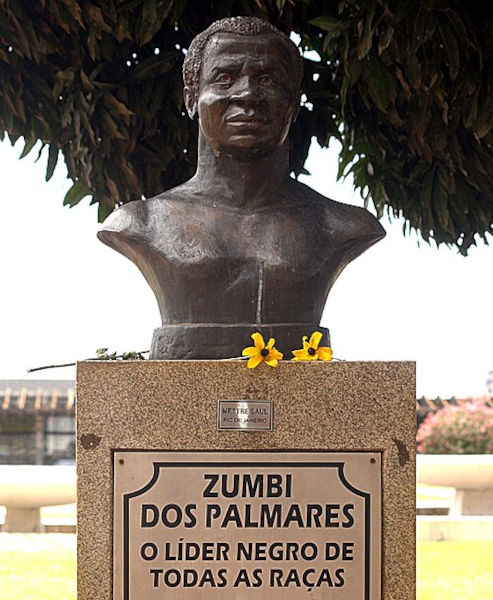 Busto de Zumbi, líder do Quilombo dos Palmares.