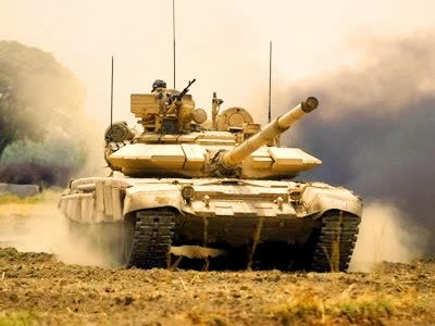 O russo T-90, um dos mais modernos tanques de guerra produzidos na atualidade.