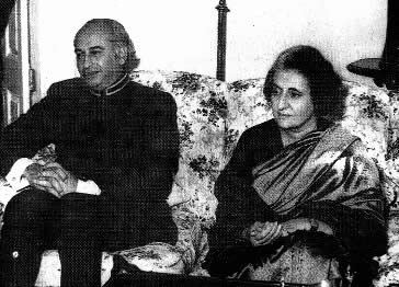 Indira Gandhi e Ali Bhutto reunidos pelo fim dos conflitos.