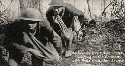 Cartão postal que retrata soldados na I Guerra Mundial