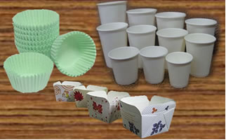 Copos e embalagens de papel que podem ser usados nesse experimento. 