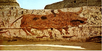 Grande Touro vermelho Rodeado de Caçadores. Catal Huyuk, Anatólia. Neolítico