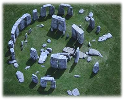 Um dos mais fascinantes Dolmens: Santuário de Stonehenge - Sul da Inglaterra